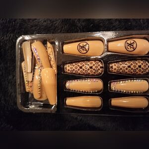 Tan & Black Luxury Salon Press On Nails Fashion Logo Design Long Coffin Glossy